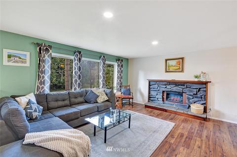 12017 10th Dr SE, Everett, WA 98208 photo 3