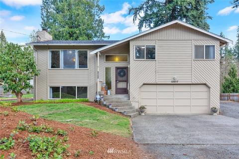 12017 10th Dr SE, Everett, WA 98208 photo 1