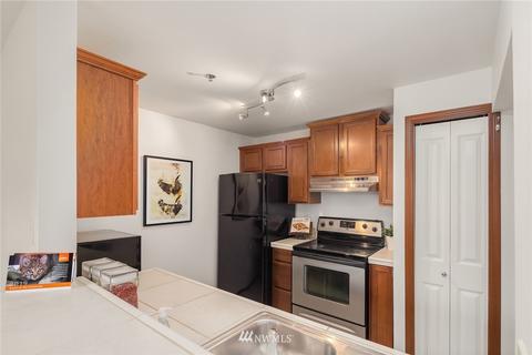 11527 Highway 99 -tucked Back Off 99 #E105, Everett, WA 98204 photo 9
