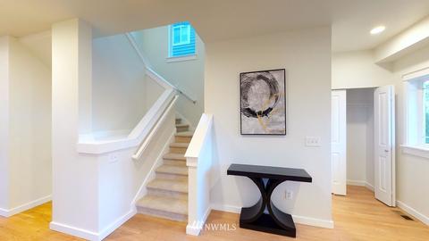 357 77th St, Seattle, WA 98103 photo 11