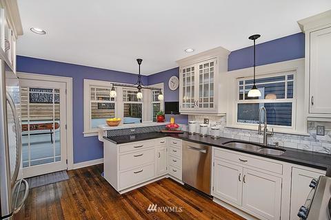 2268 E Howe St, Seattle, WA 98122 photo 15