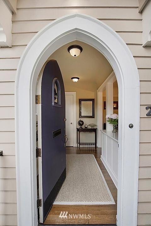 2268 E Howe St, Seattle, WA 98122 photo 5
