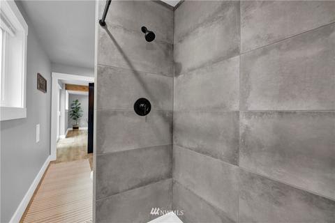 10440 NE 201st St, Bothell, WA 98011 photo 28