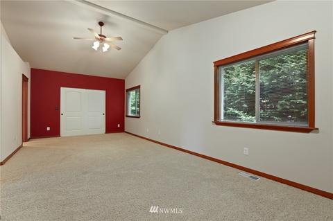 203 161st Pl SE, Bothell, WA 98012 photo 16