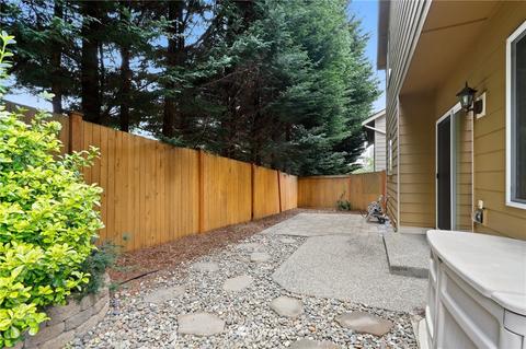 203 161st Pl SE, Bothell, WA 98012 photo 23
