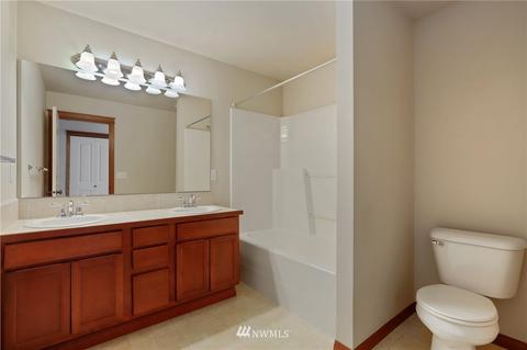 203 161st Pl SE, Bothell, WA 98012 photo 13