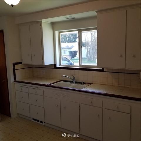 8921 Corbin Dr, Everett, WA 98204 photo 5