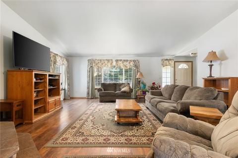 927 366th St E, Roy, WA 98580 photo 4