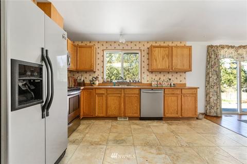927 366th St E, Roy, WA 98580 photo 7