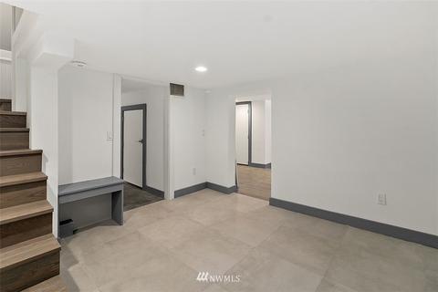 2009 E John St, Seattle, WA 98112 photo 25
