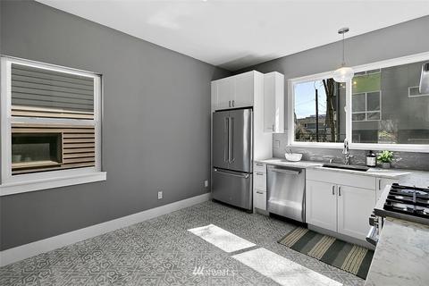 2009 E John St, Seattle, WA 98112 photo 12