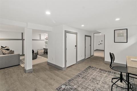 2009 E John St, Seattle, WA 98112 photo 29