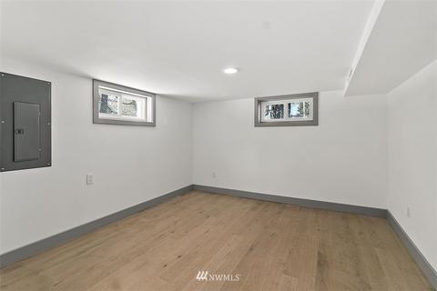 2009 E John St, Seattle, WA 98112 photo 31