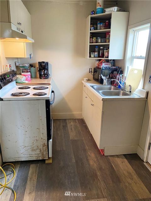 1621 Arkansas St, Longview, WA 98632 photo 3