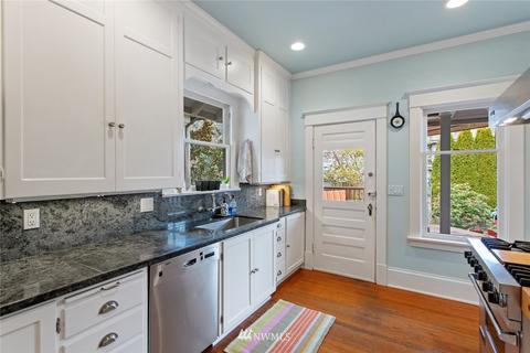 1139 19th Ave E, Seattle, WA 98112 photo 16