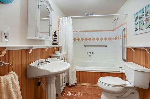 5029 36th Ave SW, Seattle, WA 98126 photo 29