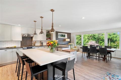 7305 Soundview Dr, Edmonds, WA 98026 photo 6