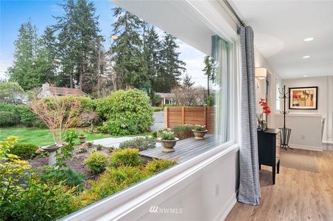 7305 Soundview Dr, Edmonds, WA 98026 photo 3