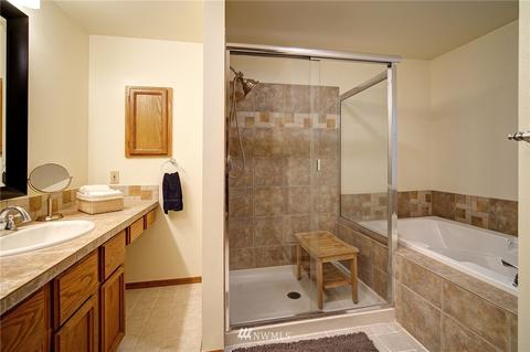 16327 15th Dr SE, Mill Creek, WA 98012 photo 13