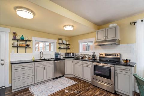 110 Kansas St, Orting, WA 98360 photo 6