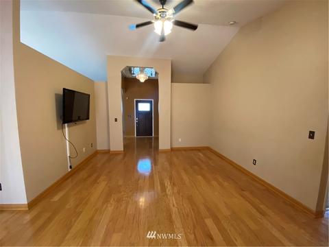 8714 201st St E, Spanaway, WA 98387 photo 3