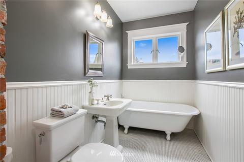 1122 16th Ave E, Seattle, WA 98112 photo 21