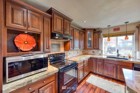 224 Michell Ln NE, Orting, WA 98360 photo 7