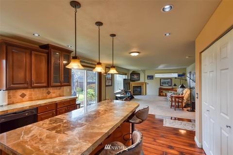 224 Michell Ln NE, Orting, WA 98360 photo 9