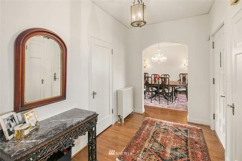 1121 38th Ave E, Seattle, WA 98112 photo 4