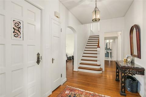 1121 38th Ave E, Seattle, WA 98112 photo 5