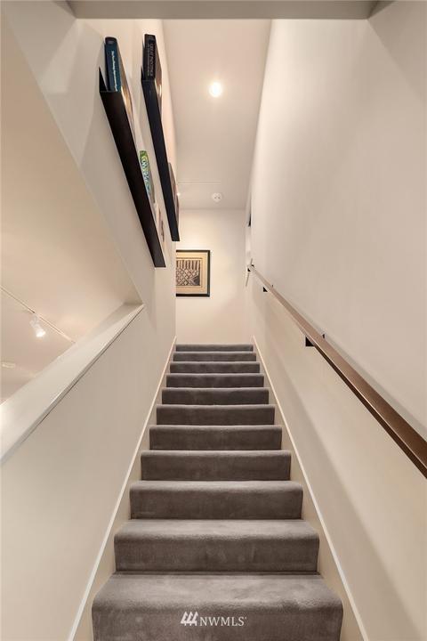 329 30th Ave E, Seattle, WA 98112 photo 14