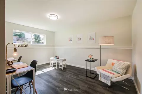 8828 NE 203rd Pl, Bothell, WA 98011 photo 23