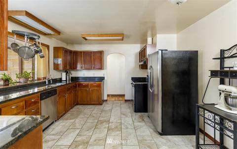 1155 Wells St, Enumclaw, WA 98022 photo 12