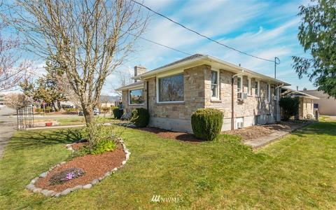 1155 Wells St, Enumclaw, WA 98022 photo 4
