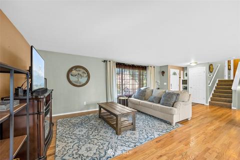 906 E Glen Oaks Dr, Spanaway, WA 98387 photo 12