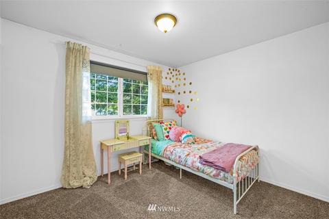 906 E Glen Oaks Dr, Spanaway, WA 98387 photo 15