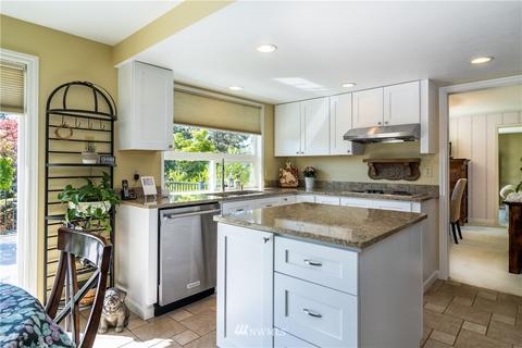 738 Caspers St, Edmonds, WA 98020 photo 6