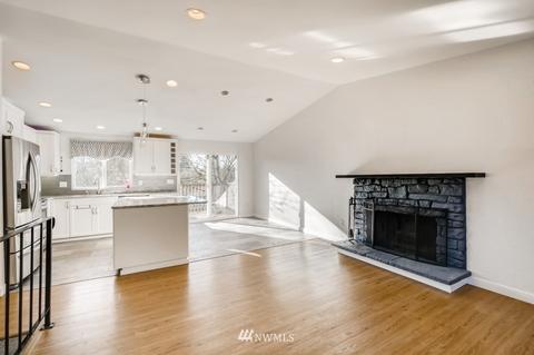 18113 20th Dr SE, Bothell, WA 98012 photo 4