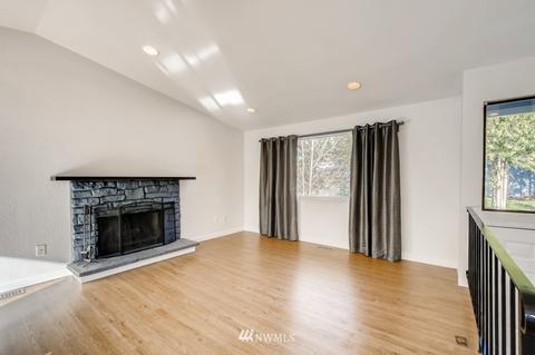 18113 20th Dr SE, Bothell, WA 98012 photo 3