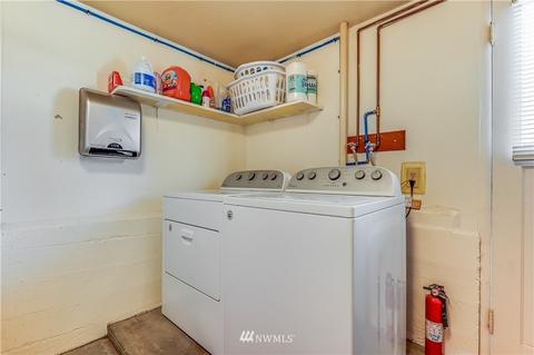 319 Pine St, Edmonds, WA 98020 photo 13