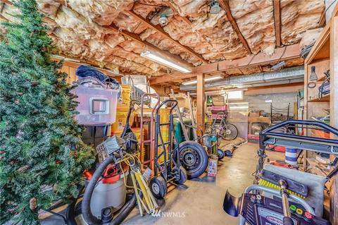 319 Pine St, Edmonds, WA 98020 photo 16
