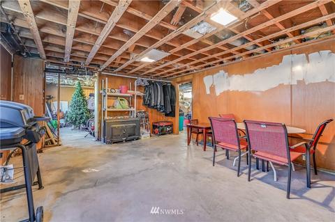 319 Pine St, Edmonds, WA 98020 photo 17