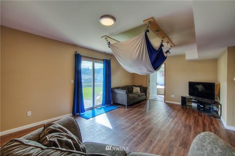 20103 85th Avenue Ct E, Spanaway, WA 98387 photo 17