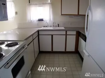 211 E 3rd St, Aberdeen, WA 98520 photo 21