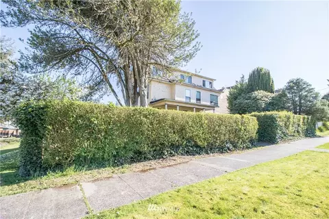 211 E 3rd St, Aberdeen, WA 98520 photo 4