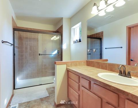 5121 203rd Street Ct E, Spanaway, WA 98387 photo 13