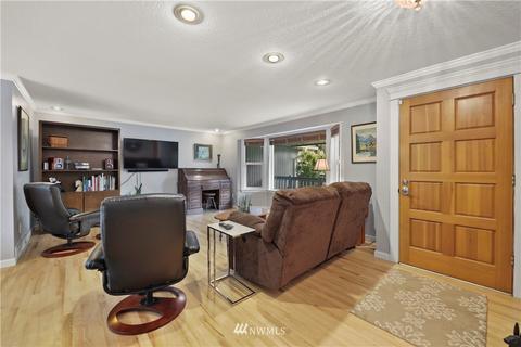 10918 30th Dr SE, Everett, WA 98208 photo 4