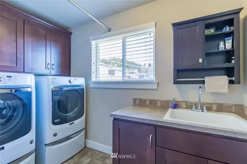 8111 172nd Ave E, Sumner, WA 98390 photo 13