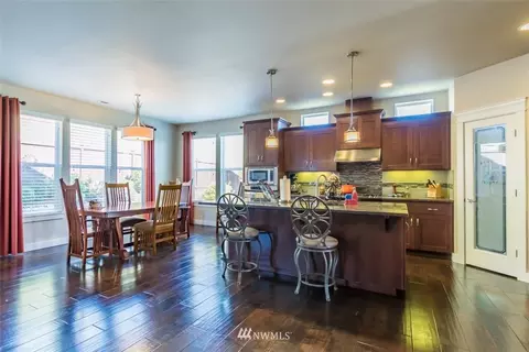 8111 172nd Ave E, Sumner, WA 98390 photo 4