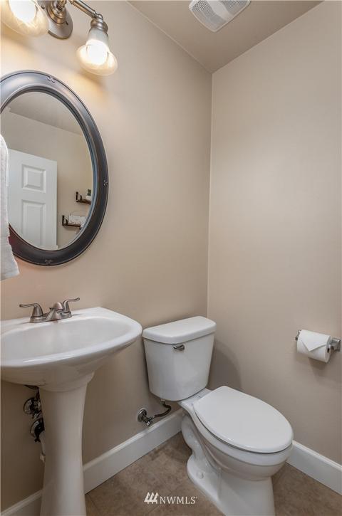 2416 193rd St E, Spanaway, WA 98387 photo 5